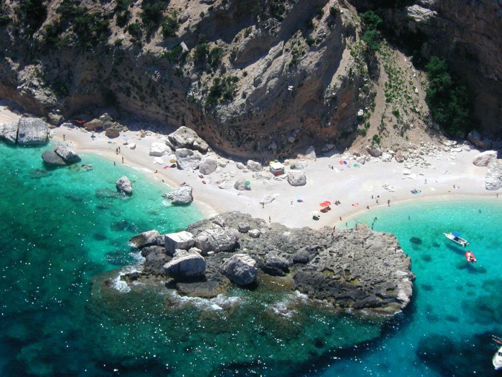 Appartamento Millelire Кала-Гононе Экстерьер фото